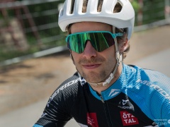 250511_0407_ASb